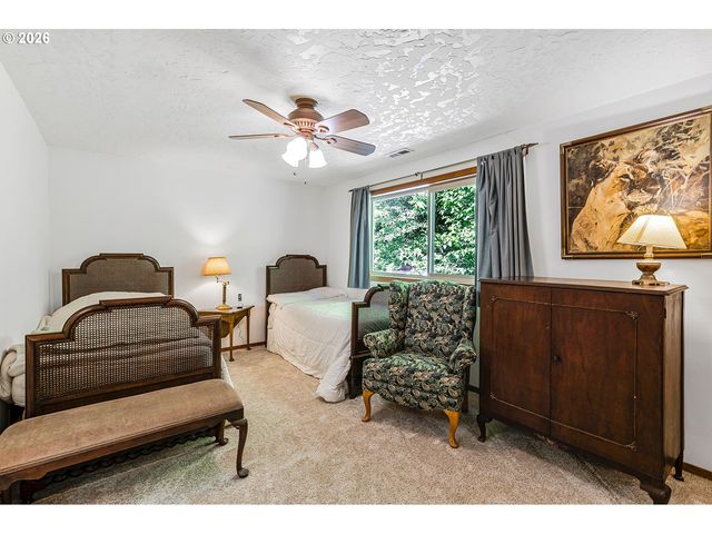 36753 Ne 212TH Ave, Yacolt, WA 98675