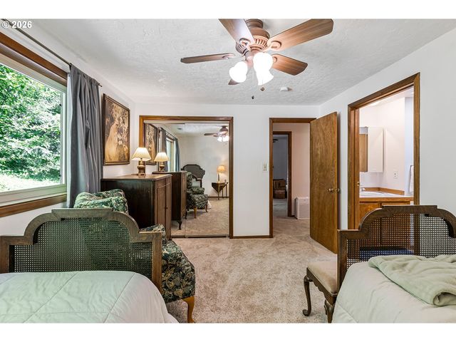 36753 Ne 212TH Ave, Yacolt, WA 98675