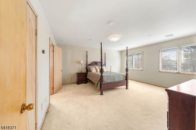 535 Yorktown Rd, Union Twp., NJ 07083