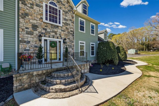 204 Moore Drive, Gastonia, NC 28056