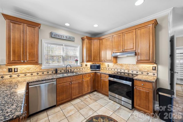 204 Moore Drive, Gastonia, NC 28056