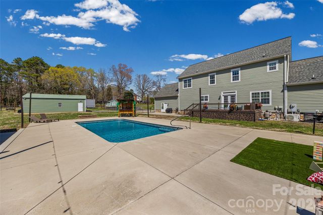 204 Moore Drive, Gastonia, NC 28056