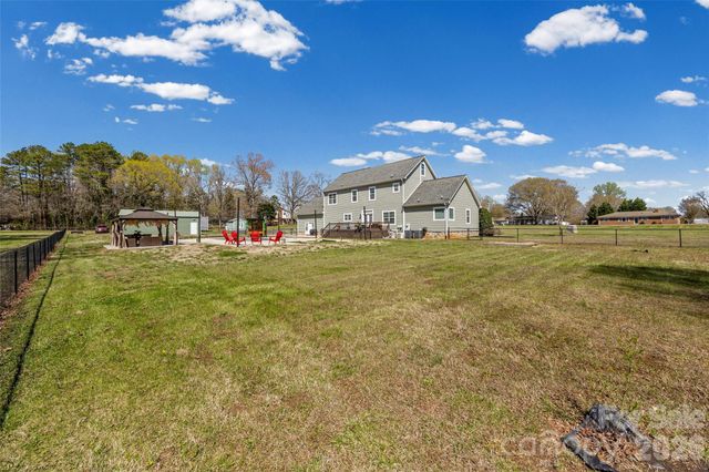 204 Moore Drive, Gastonia, NC 28056