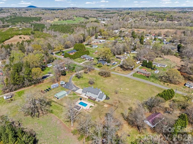 204 Moore Drive, Gastonia, NC 28056