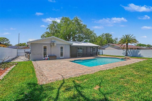 3718 GREENFORD STREET, Valrico, FL 33596