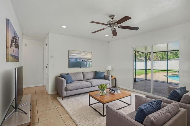 3718 GREENFORD STREET, Valrico, FL 33596