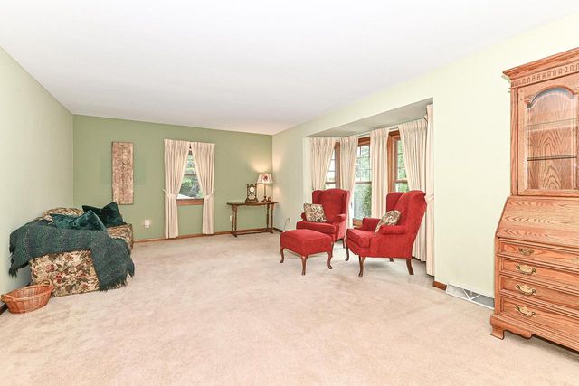 8112 W Morgan AVENUE, Milwaukee, WI 53220