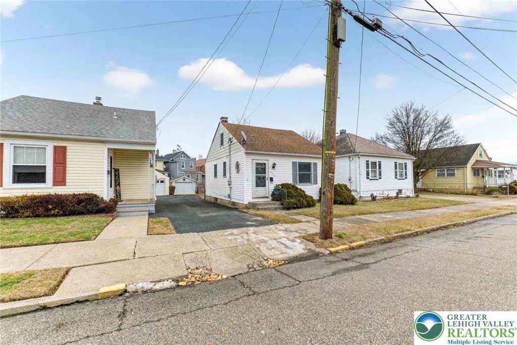 828 Miller Street, Wilson Boro, PA 18042