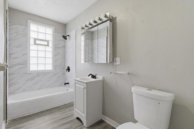 2308 Clarke STREET, Milwaukee, WI 53206