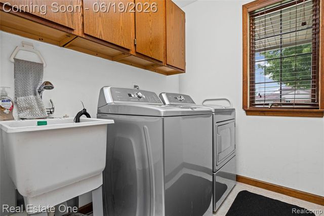 14522 Coulee Drive, Sterling Heights, MI 48313