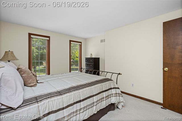 14522 Coulee Drive, Sterling Heights, MI 48313