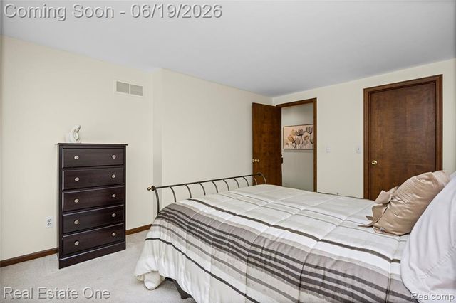 14522 Coulee Drive, Sterling Heights, MI 48313