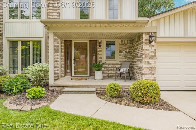 14522 Coulee Drive, Sterling Heights, MI 48313
