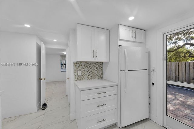 4837 SW 28th Avenue, Dania Beach, FL 33312