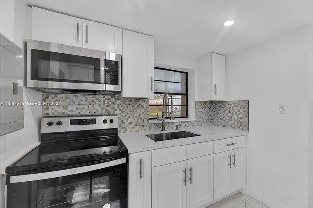 4837 SW 28th Avenue, Dania Beach, FL 33312