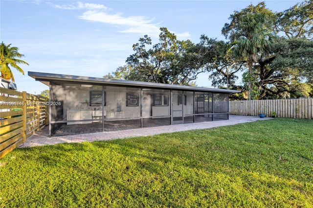 4837 SW 28th Avenue, Dania Beach, FL 33312