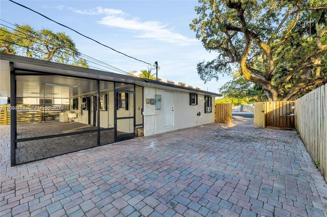 4837 SW 28th Avenue, Dania Beach, FL 33312
