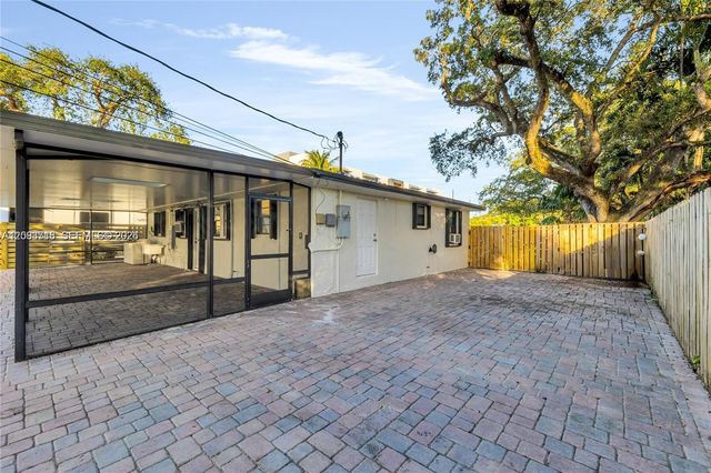 4837 SW 28th Avenue, Dania Beach, FL 33312