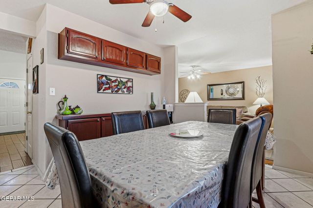 7425 PLAZA REDONDA Drive, El Paso, TX 79912