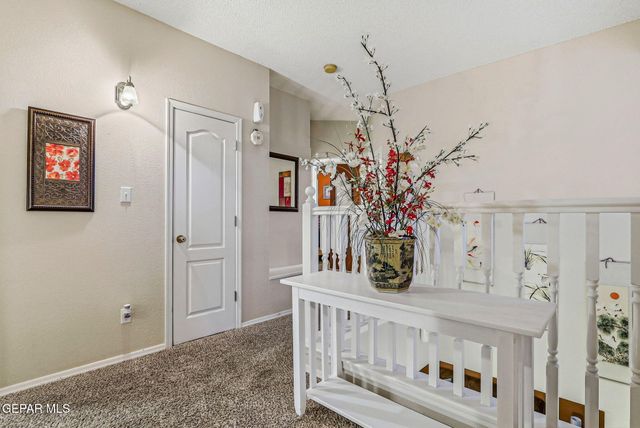 7425 PLAZA REDONDA Drive, El Paso, TX 79912