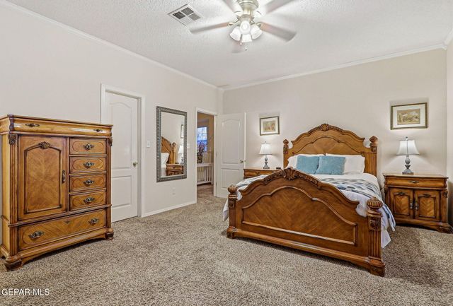 7425 PLAZA REDONDA Drive, El Paso, TX 79912