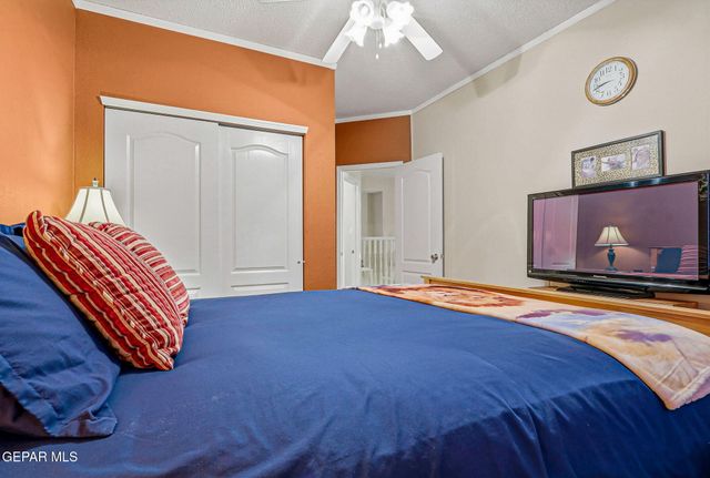 7425 PLAZA REDONDA Drive, El Paso, TX 79912