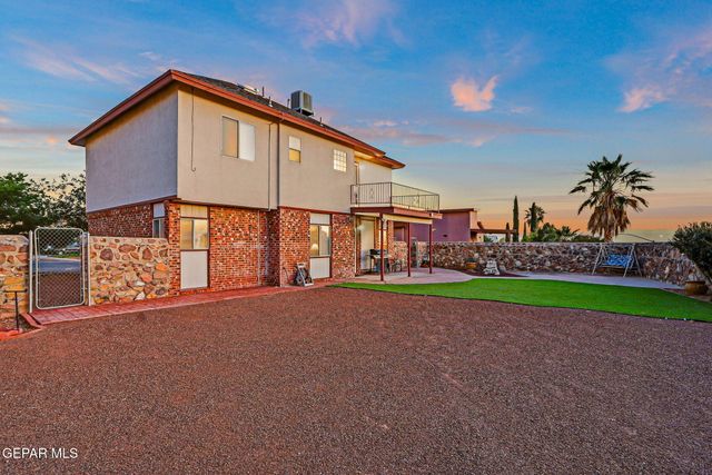 7425 PLAZA REDONDA Drive, El Paso, TX 79912