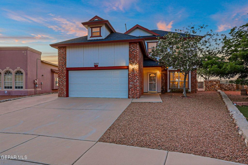 7425 PLAZA REDONDA Drive, El Paso, TX 79912