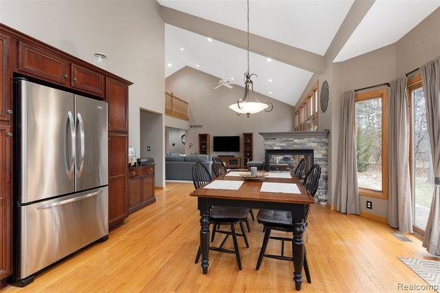 3731 Lake Forest Drive, Sterling Heights, MI 48314