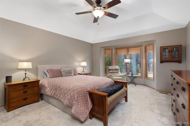 3731 Lake Forest Drive, Sterling Heights, MI 48314