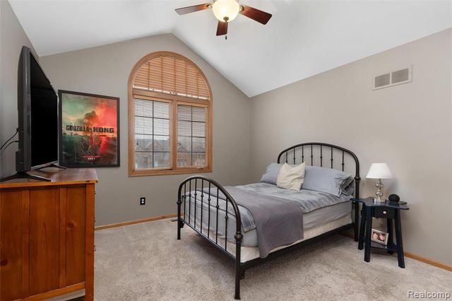 3731 Lake Forest Drive, Sterling Heights, MI 48314