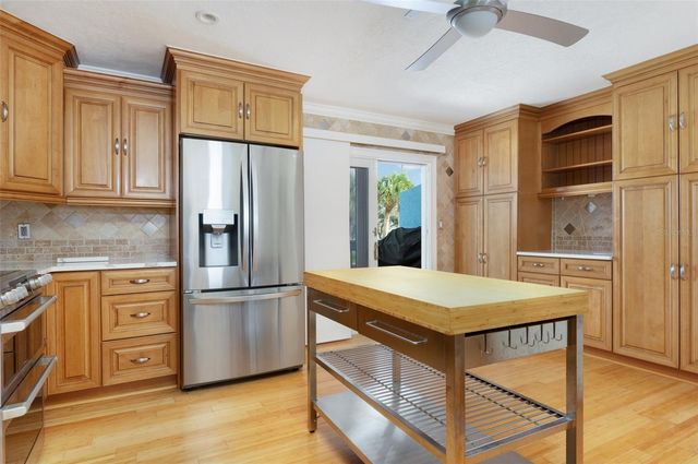 11820 CAPRI CIRCLE S, Treasure Island, FL 33706