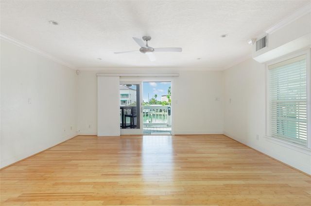 11820 CAPRI CIRCLE S, Treasure Island, FL 33706