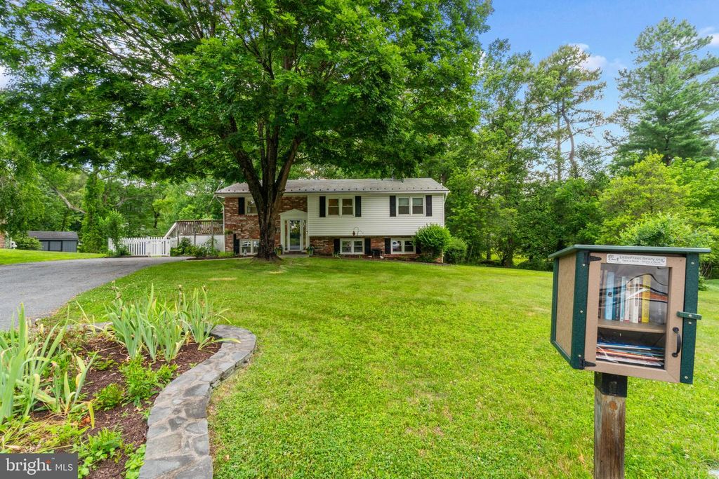 3738 CROSS BOW CT, Ellicott City, MD 21042