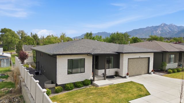 653 E VANDALAY LN, Draper, UT 84020
