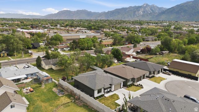 653 E VANDALAY LN, Draper, UT 84020