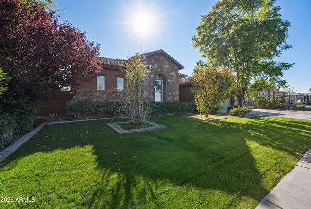 3739 E Enrose Street, Mesa, AZ 85205