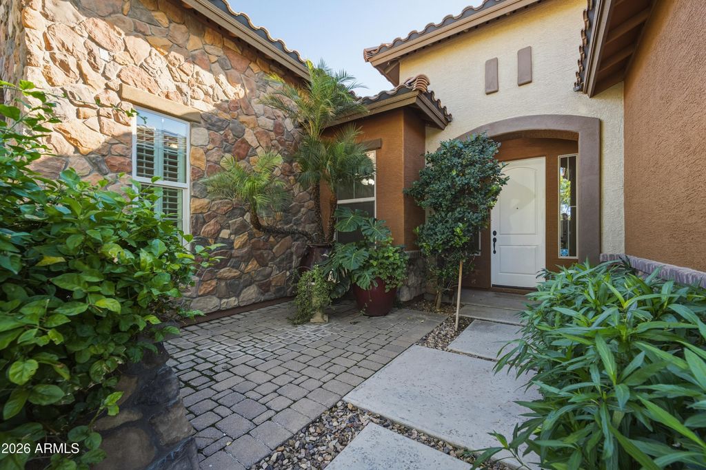 3739 E Enrose Street, Mesa, AZ 85205