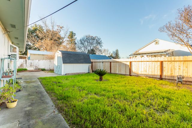 406 S Jackson Street, Red Bluff, CA 96080