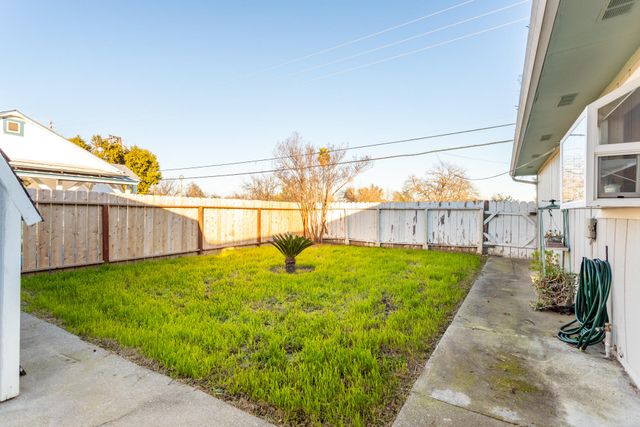 406 S Jackson Street, Red Bluff, CA 96080
