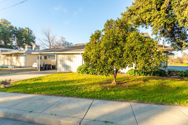 406 S Jackson Street, Red Bluff, CA 96080