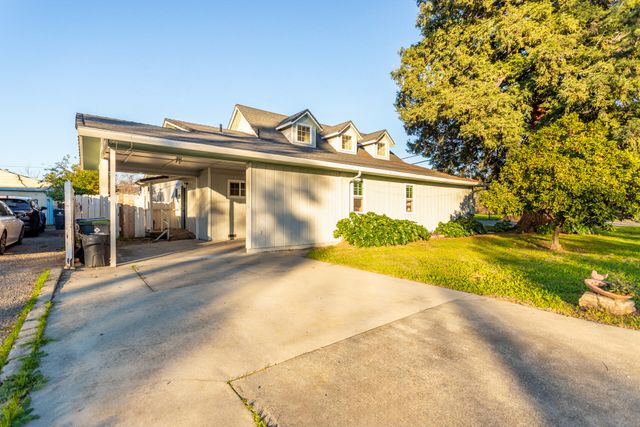 406 S Jackson Street, Red Bluff, CA 96080