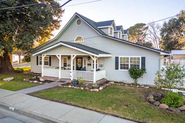 406 S Jackson Street, Red Bluff, CA 96080