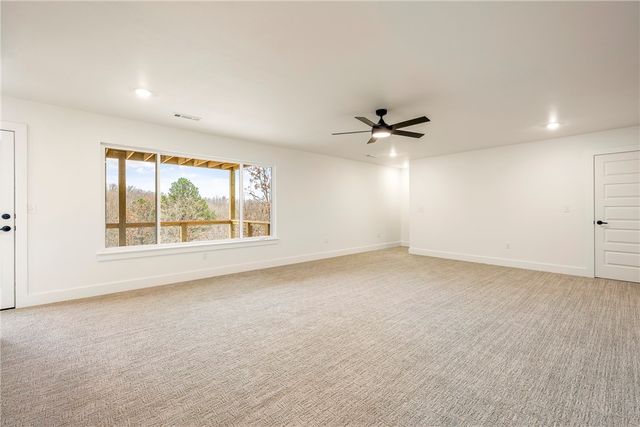 21 Shefford Lane, Bella Vista, AR 72714