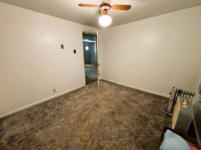 1518 E Grand Avenue, Carbondale, IL 62901
