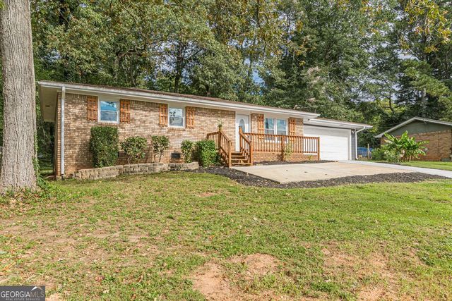 8421 Lee Road, Lithia Springs, GA 30122