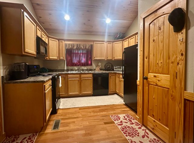 1150 Haynes Knob Road, Somerset, KY 42501