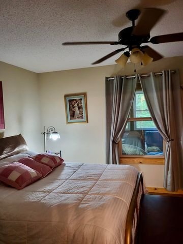 1150 Haynes Knob Road, Somerset, KY 42501