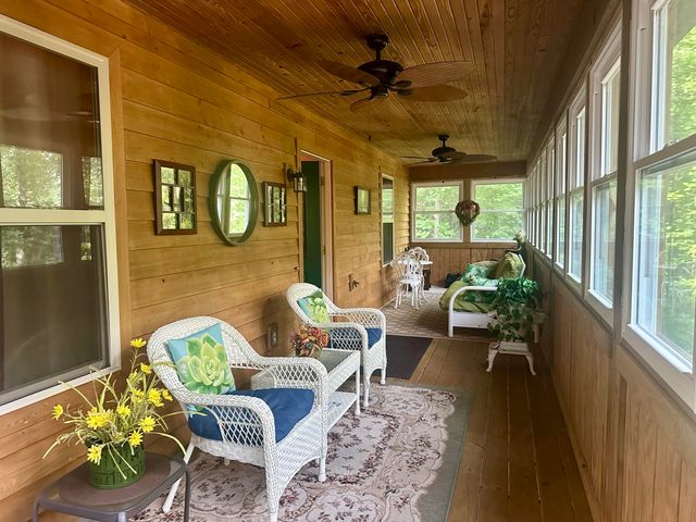 1150 Haynes Knob Road, Somerset, KY 42501