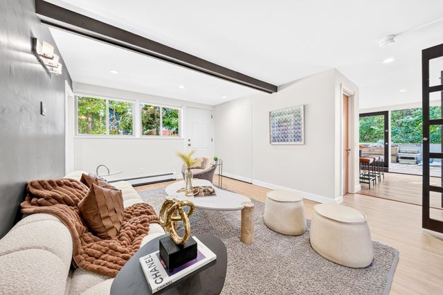 117 Salem Rd, Billerica, MA 01821